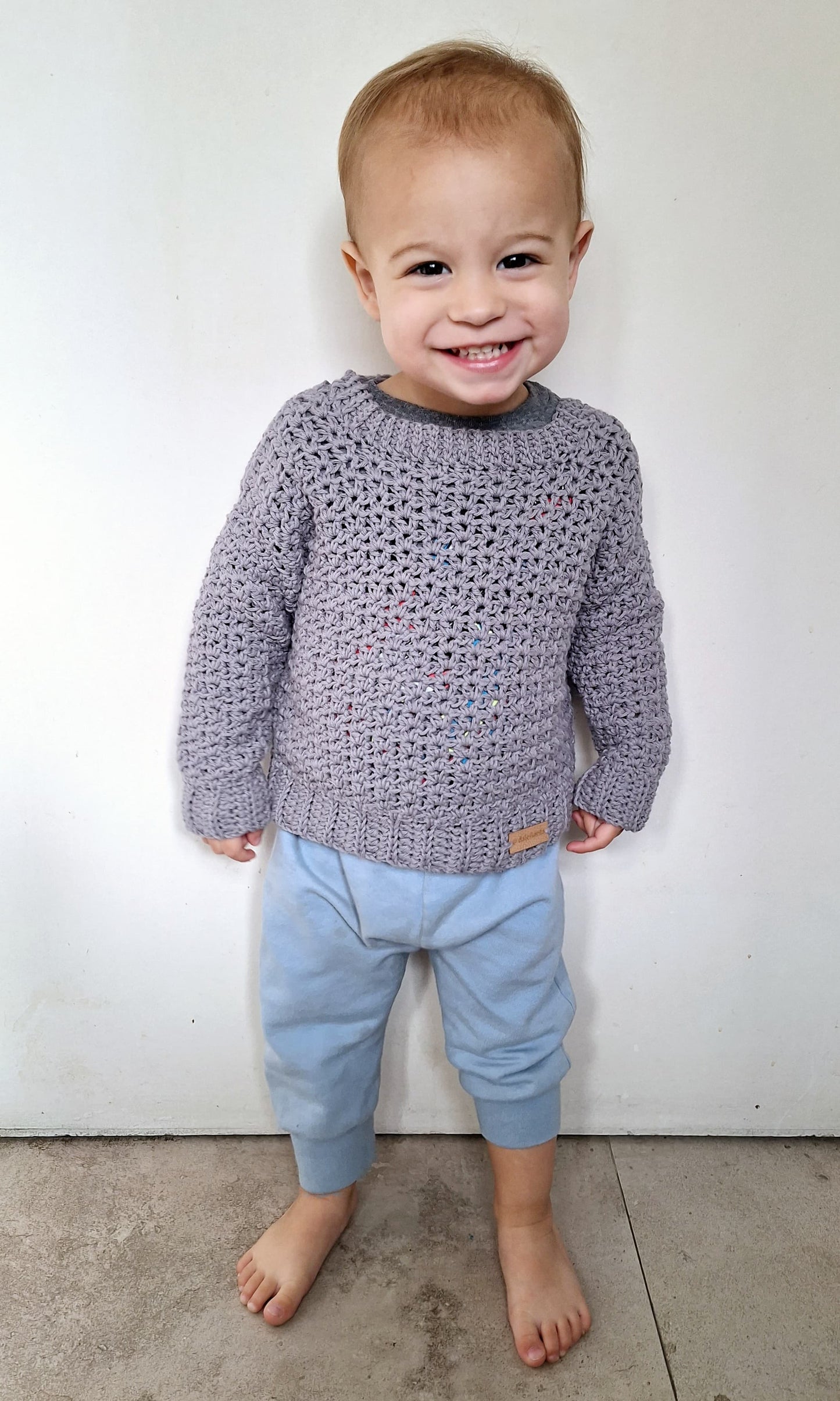 1. GUIA DE TEJIDO - SWEATER DALE FIORITA (Saga FIORITA)