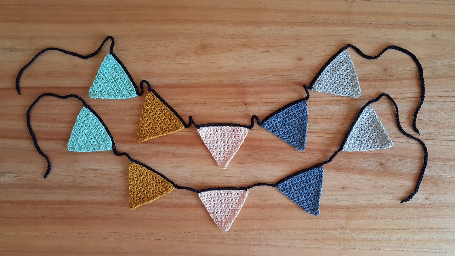 4. GUIRNALDAS (Pre order)
